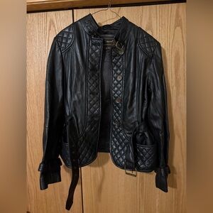 Black Quilted 100%  Lamb Leather Jacket - Women Vintage